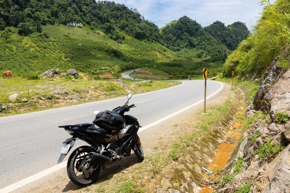 Can Foreigners Ride a Motorbike in Vietnam? Licences, Rules & Safety